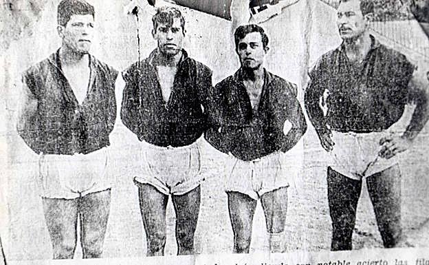 De izquierda a derecha, Pollo II, Pollo IV, Pollo III y Pollo I. 