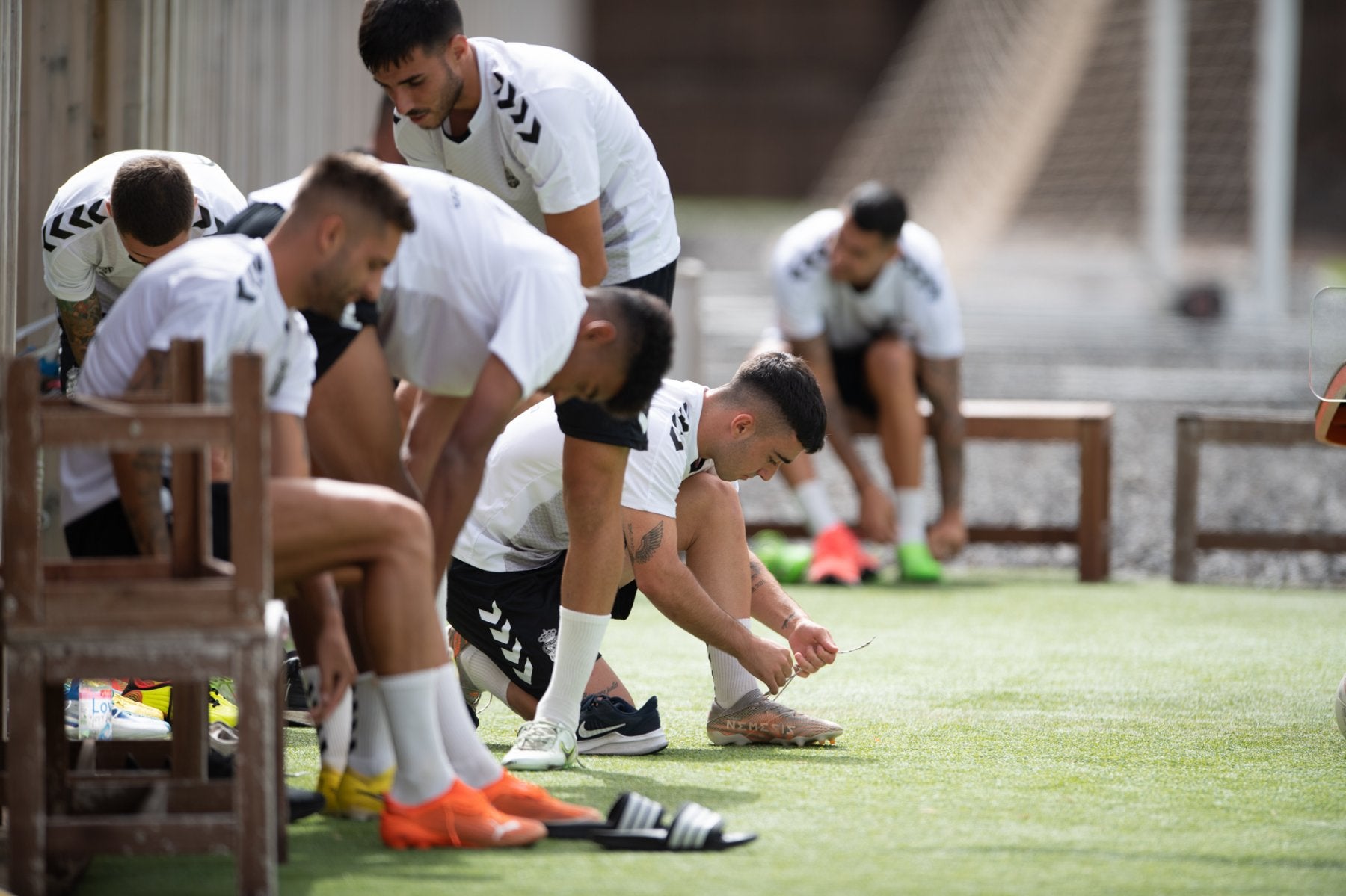 La plantilla de la Unión Deportiva volvió al trabajo ayer en la Ciudad Deportiva de Barranco Seco. 