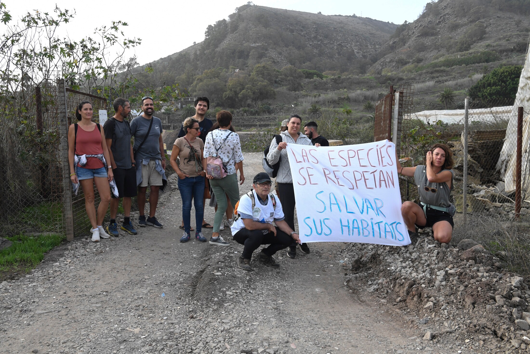 Los ecologistas paran los vertidos en Riquianez