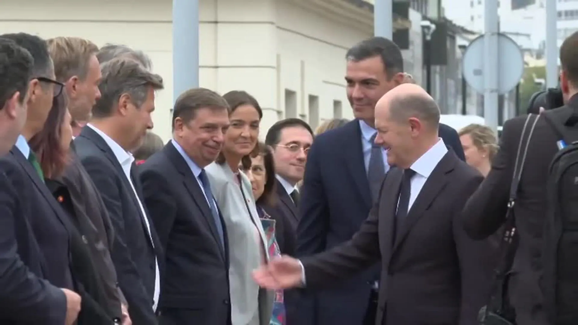 Sánchez recibe a Scholz en A Coruña en el marco de la XXV Cumbre Hispanoalemana