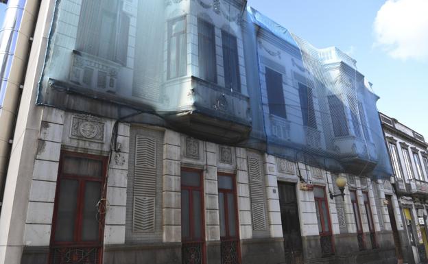 Vista de la fachada del inmueble de la calle Buenos Aires, en la capital grancanaria. 
