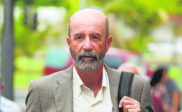 Santiago Pérez es senador autonómico, al igual que Fernando Clavijo. /EFE