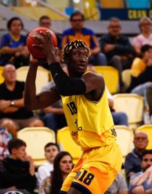 Imagen secundaria 2 - Slaughter decide para el Granca (92-81)