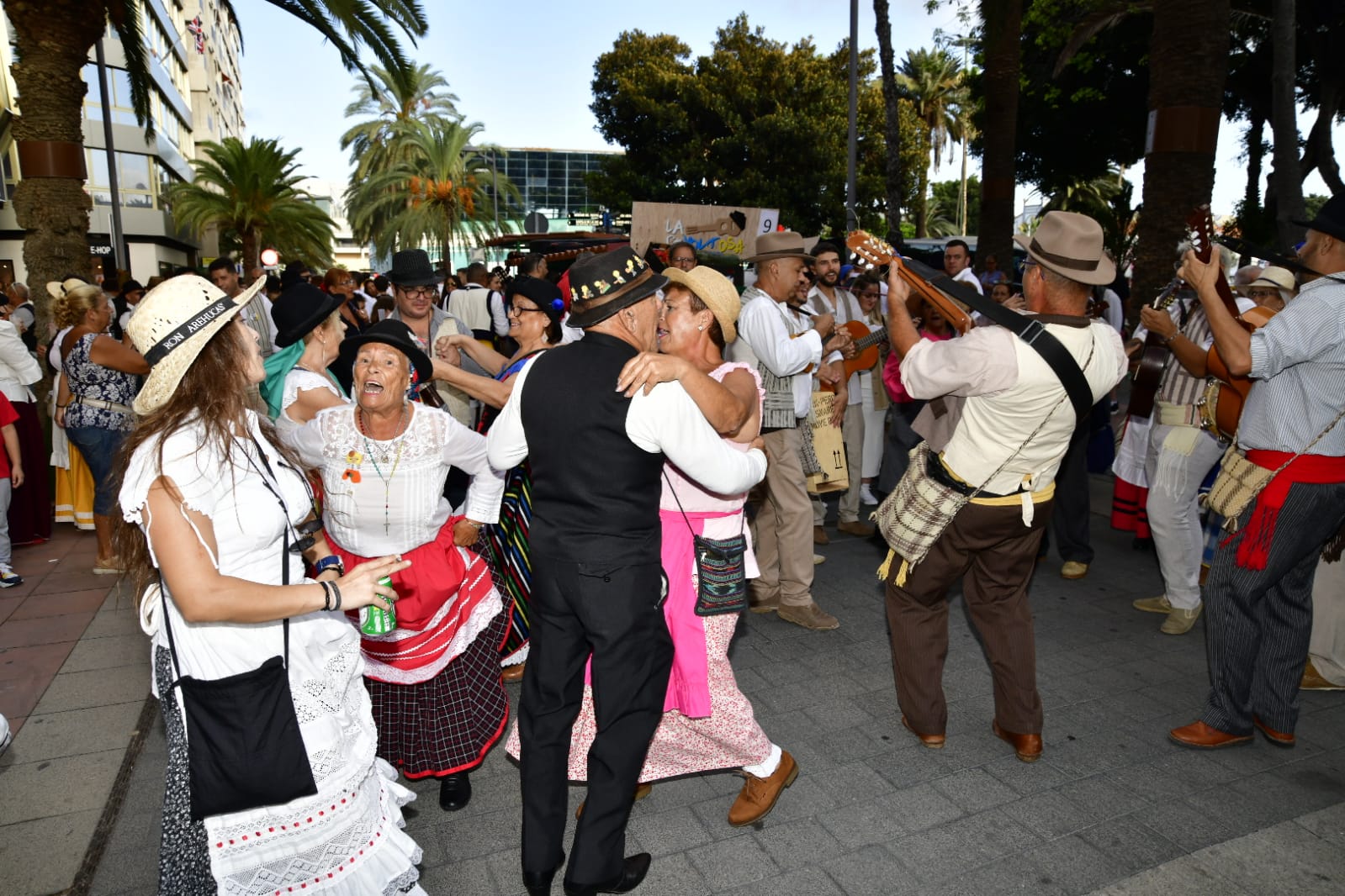 Fotos: Vuelve la romeria de La Nava