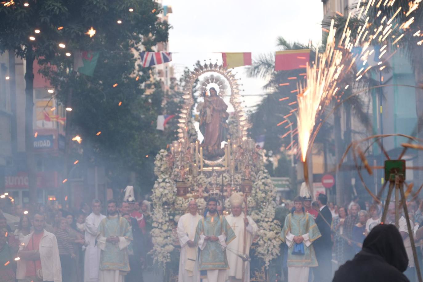 Fotos: Las fiestas de La Naval llegan a su fin