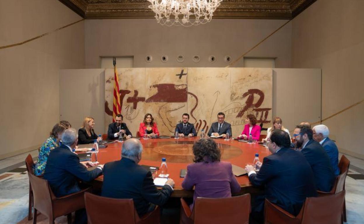 El president Aragonès preside el pasado 11 de octubre por primera vez sin miembros de Junts 