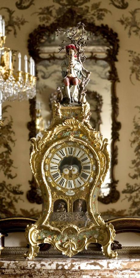 Imagen - Vista detallada de El Pastor, uno de los relojes de la colección del Palacio Real de Madrid.