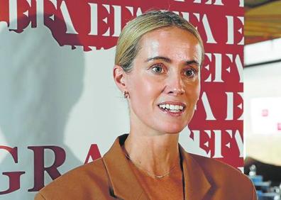 Imagen secundaria 1 - En la imagen superior, Christiane Arp, presidenta del Consejo de la Moda de Alemania; abajo (izq.), Thorsmark (Semana de la Moda de Copenhague); abajo (dch.), Pepa Bueno (Creadores de Moda). 