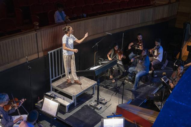 Fotos: La ópera de Orfeo y Eurídice ultima su puesta en escena