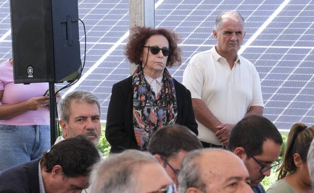 La exministra de Exteriores de España Ana Palacio estuvo también en la inauguración. 