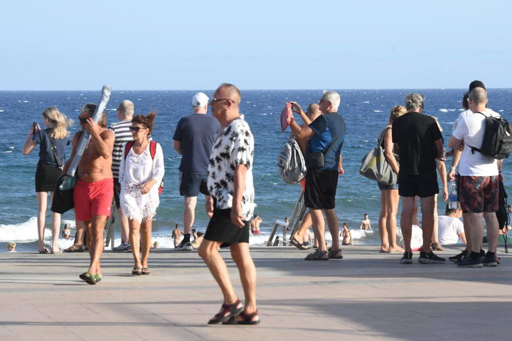 Fotos: Lleno en el sur de Gran Canaria por el puente de Todos los Santos