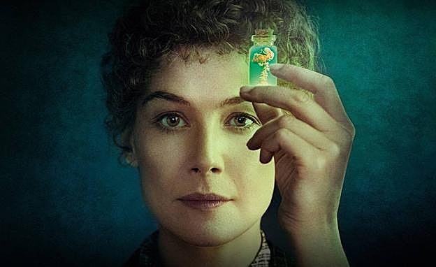 Rosamund Pike da vida a la famosa científica polaca. 