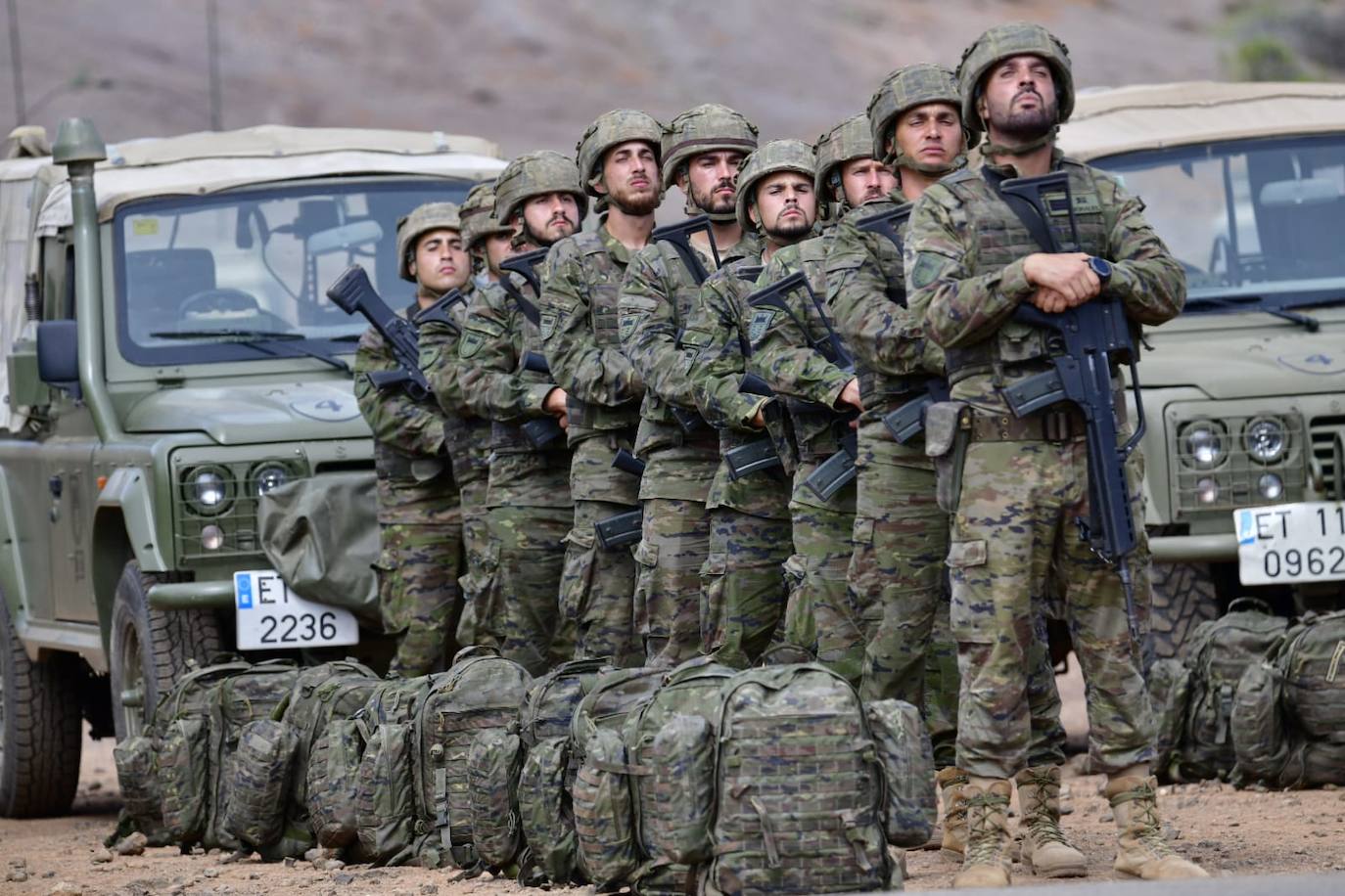 Fotos: La ministra de Defensa, Margarita Robles, visita la base del Ejército de Tierra General Alemán Ramírez y el Arsenal de la Armada