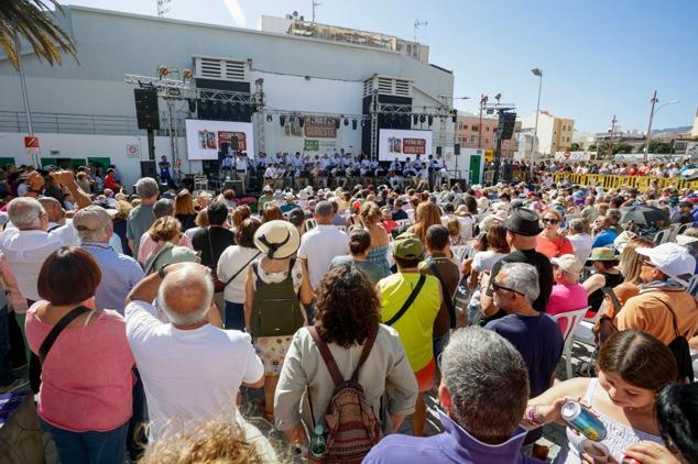 Fotos: Ambiente festivo para despedir la Feria del Sureste