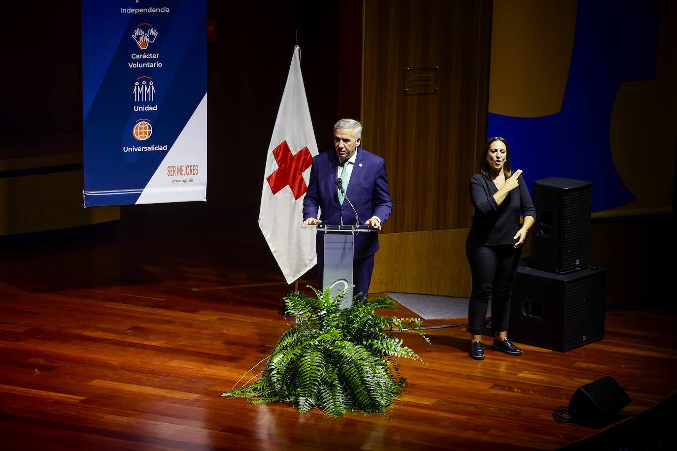 Fotos: Entrega de distinciones Cruz Roja 2022