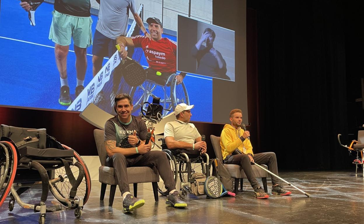 Los tres deportistas participaron en el acto inaugural de las 2ª Jornadas de Accesibilidad. 