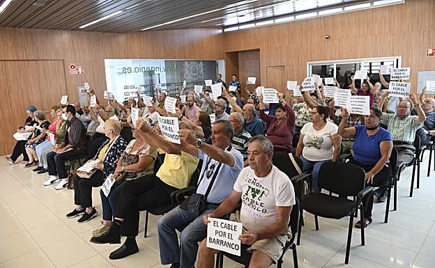 La plataforma contra el cable no quiere que sea instalado bajo ninguna calle de Carrizal