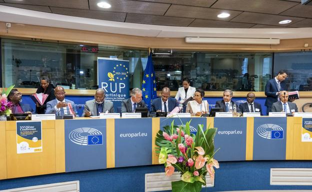 El presidente de Canarias, Ángel Víctor Torres, asiste a la reunión que celebran en Bruselas las Regiones Ultraféricas de Francia, Portugal y España. 