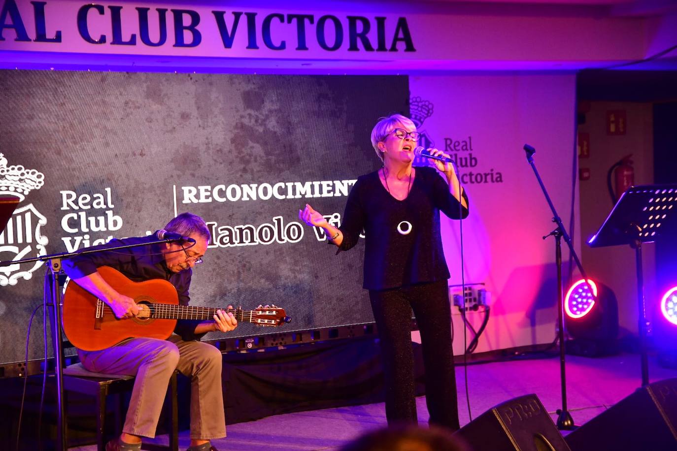Fotos: El Real Club Victoria rinde homenaje a Manolo Vieira