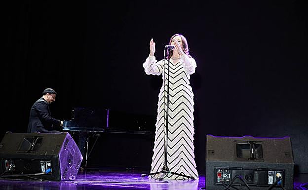 Luz Casal, durante su actuación. 