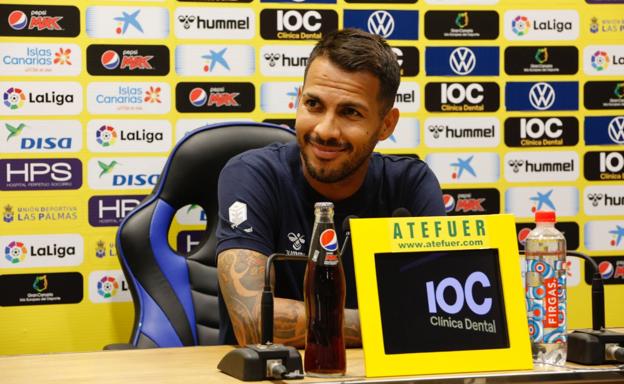Jonathan Viera.