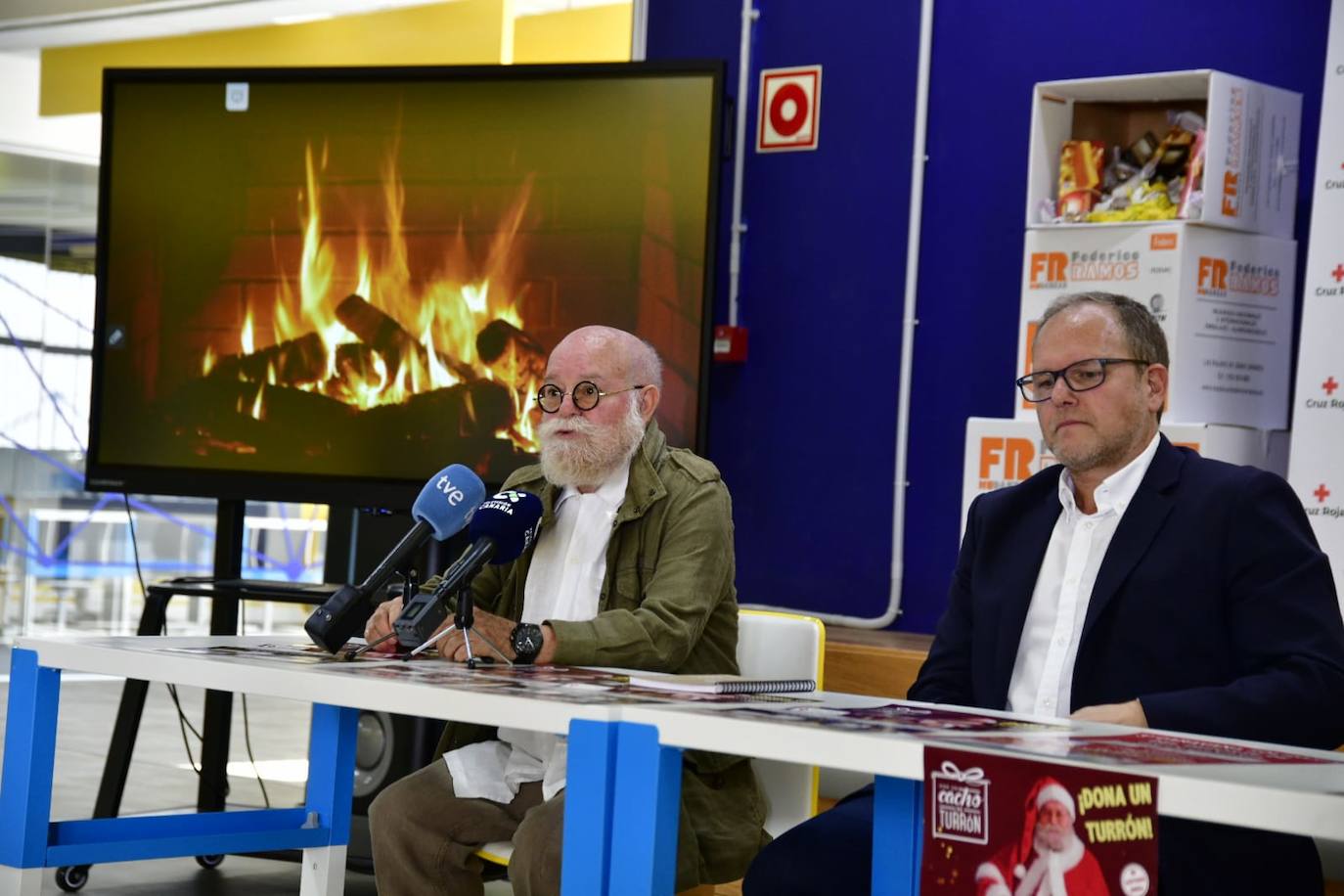 Fotos: Presentación campaña por un Cacho de turrón