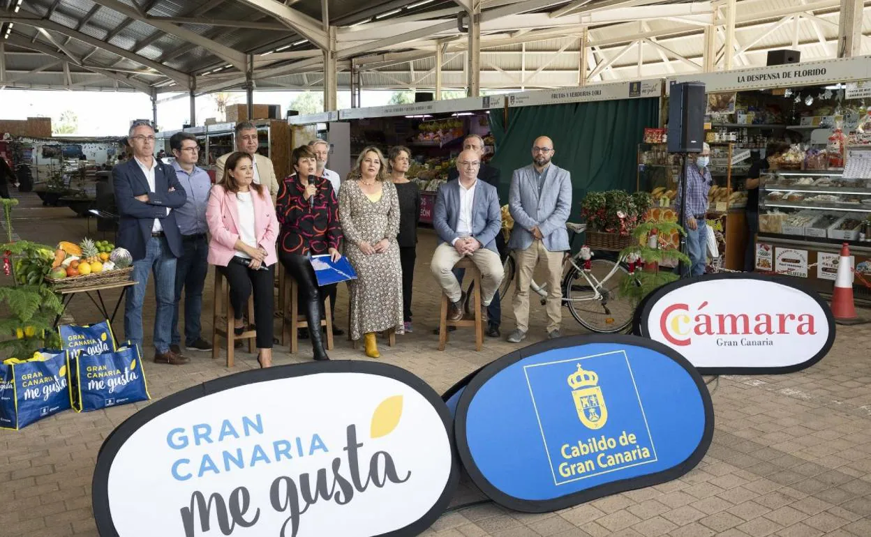 Imagen de la presentación del plan de dinamización de los mercados de la Isla en el Área Polivalente de Narea. 