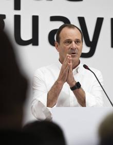 Imagen secundaria 2 - Diversos momentos de la asamblea del colectivo. 