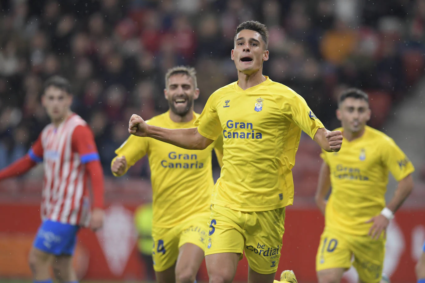 Sergi Cardona celebra el 0-1. 