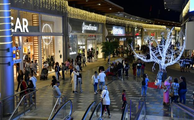 El Centro Comercial Alisios, este martes.