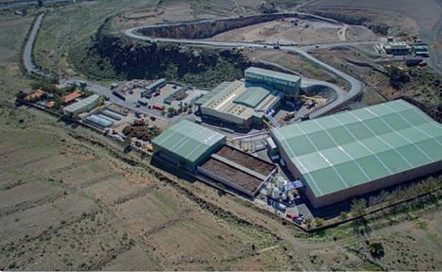 Otra vista aérea del complejo de tratamiento de residuos situado en San Bartolomé de Tirajana. 