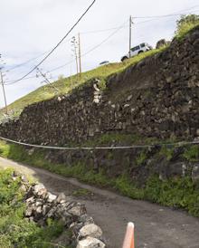 Imagen secundaria 2 - Los afectados piden una solución a la situación que denuncian. 