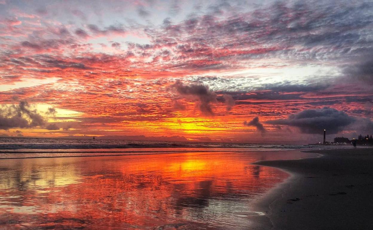 Imponente atardecer en el sur de Gran Canaria. 