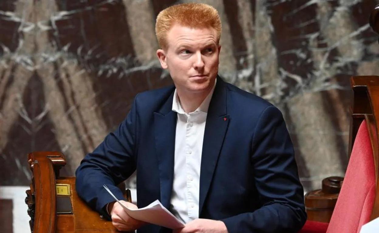 Adrien Quatennens, durante un debate en la Asamblea Nacional francesa. 