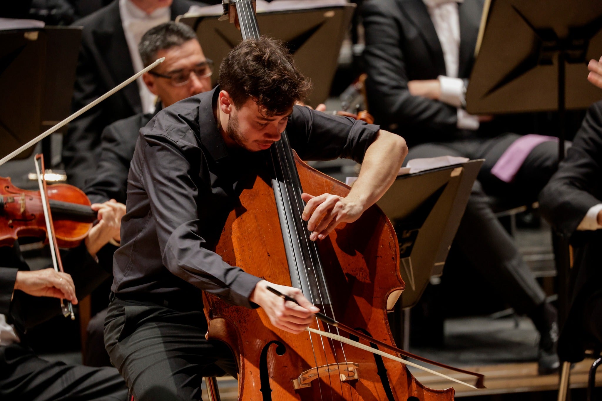 Fotos: Concierto Solidario de Navidad de la Orquesta Filarmónica de Gran Canaria y la Fundación DISA