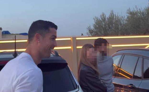 Georgina deja con la boca abierta a Cristiano Ronaldo con su regalo de Navidad