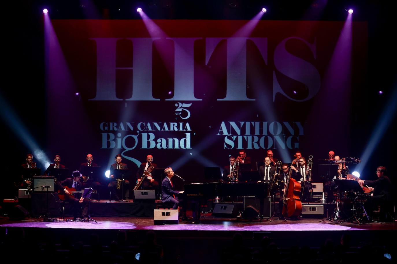 Fotos: La Big Band, con Strong, en el Cuyás