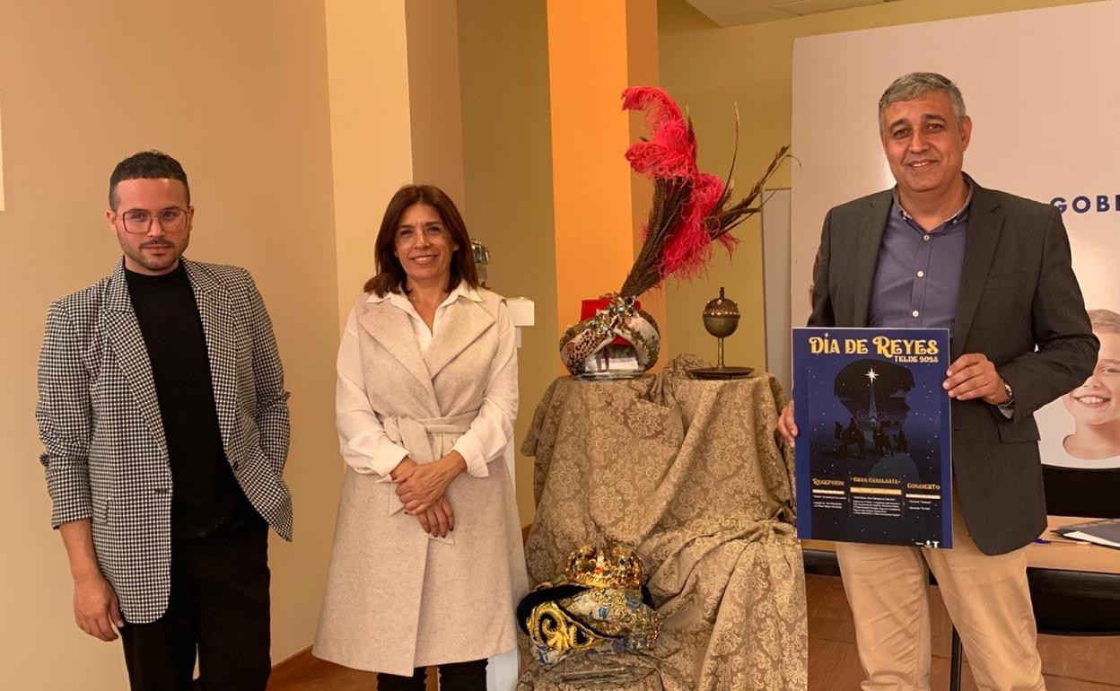 Josué Quevedo, Carmen Hernández y Servando González. 