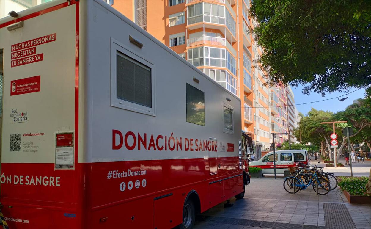 Unicad móvil de donación de sangre. 