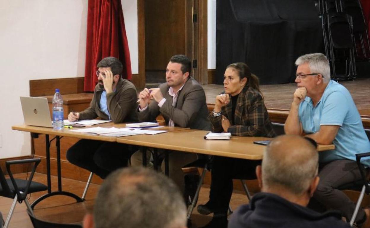 Encuentro con el sector del taxi. 