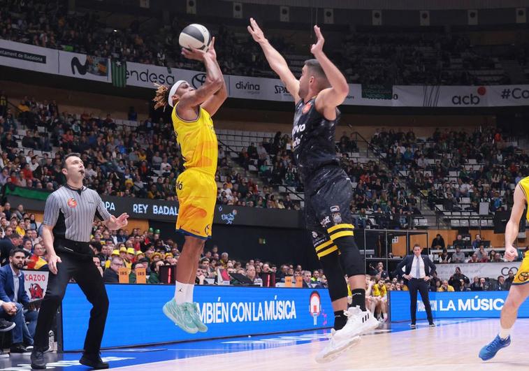 Confianza y reivindicación en un derbi de Playoff