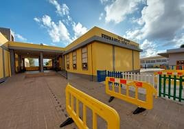 Imagen del patio interior del CEIP Fernando León y Castillo.