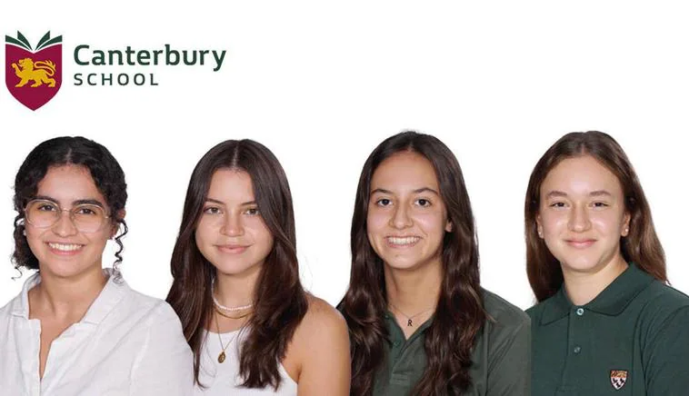 Las cuatro alumnas del Canterbury School que han sido premiadas: Kerensa, Valentina, Raquel y Martina