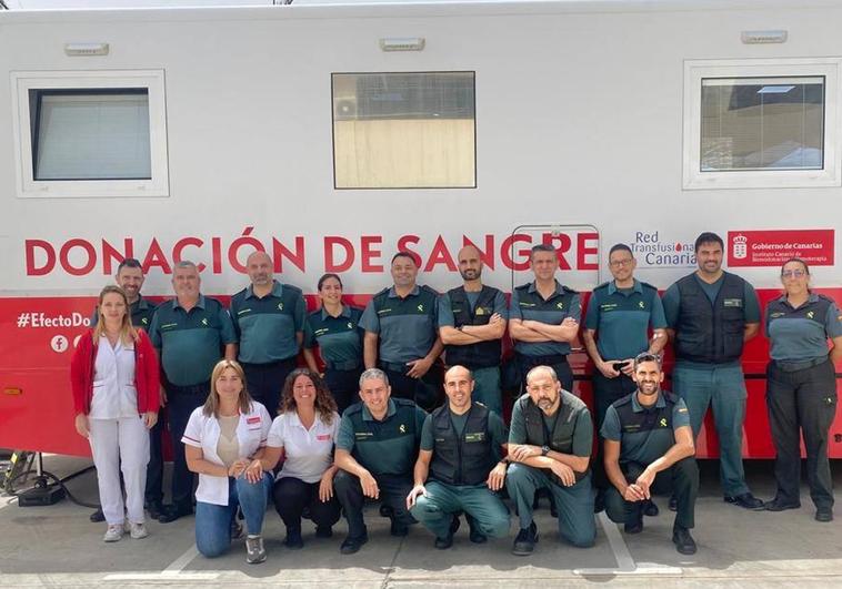La Guardia Civil colabora con una campaña de donación de sangre en la Comandancia de Las Palmas