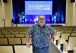 Nemesio Pérez, minutos antes de pronunciar su charla.