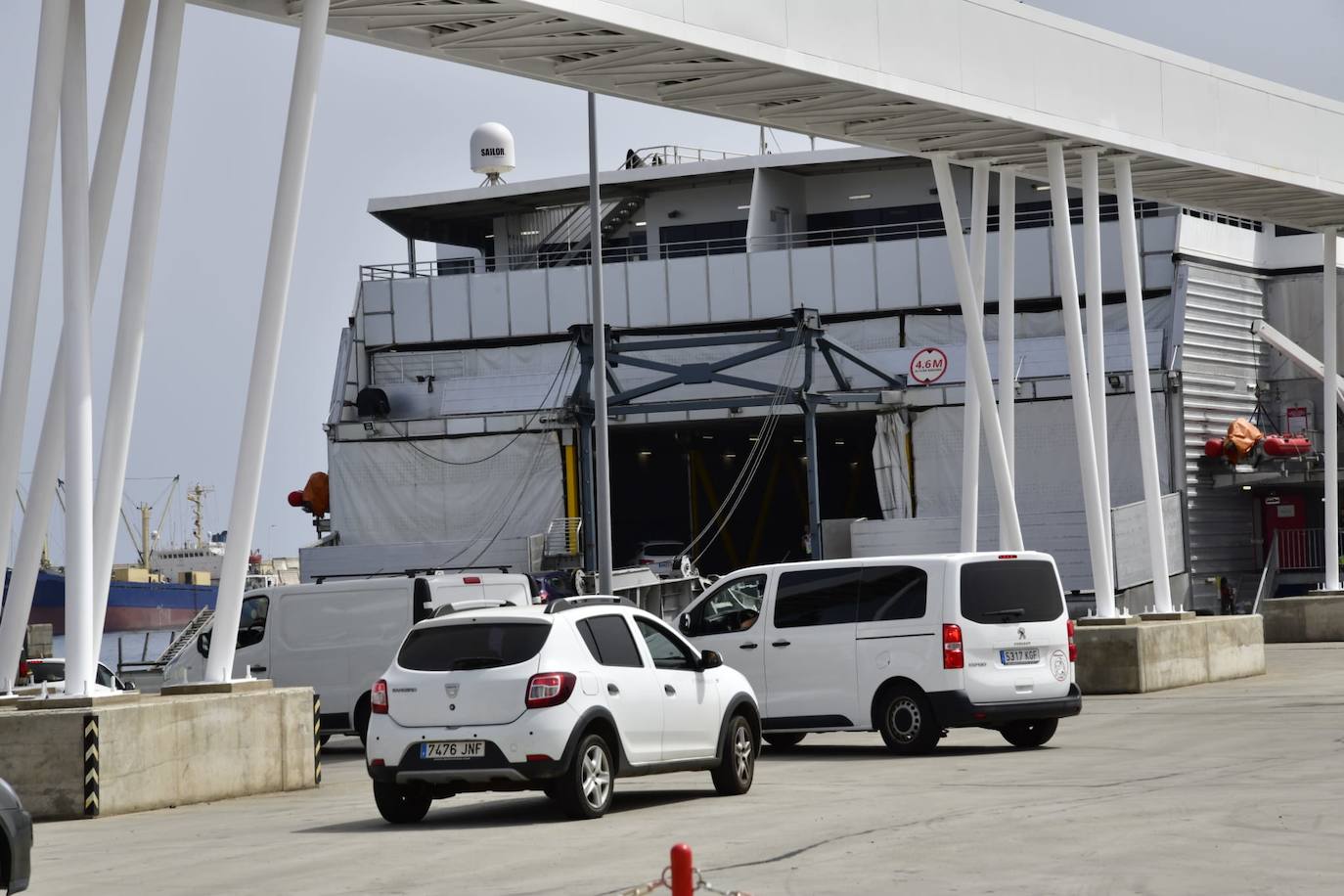Los grancanarios zarpan a Fuerteventura para Semana Santa