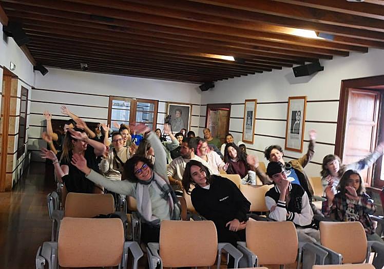 Los jóvenes tienen un papel fundamental en la sede galdosiana de la calle Cano de la capital grancanaria.