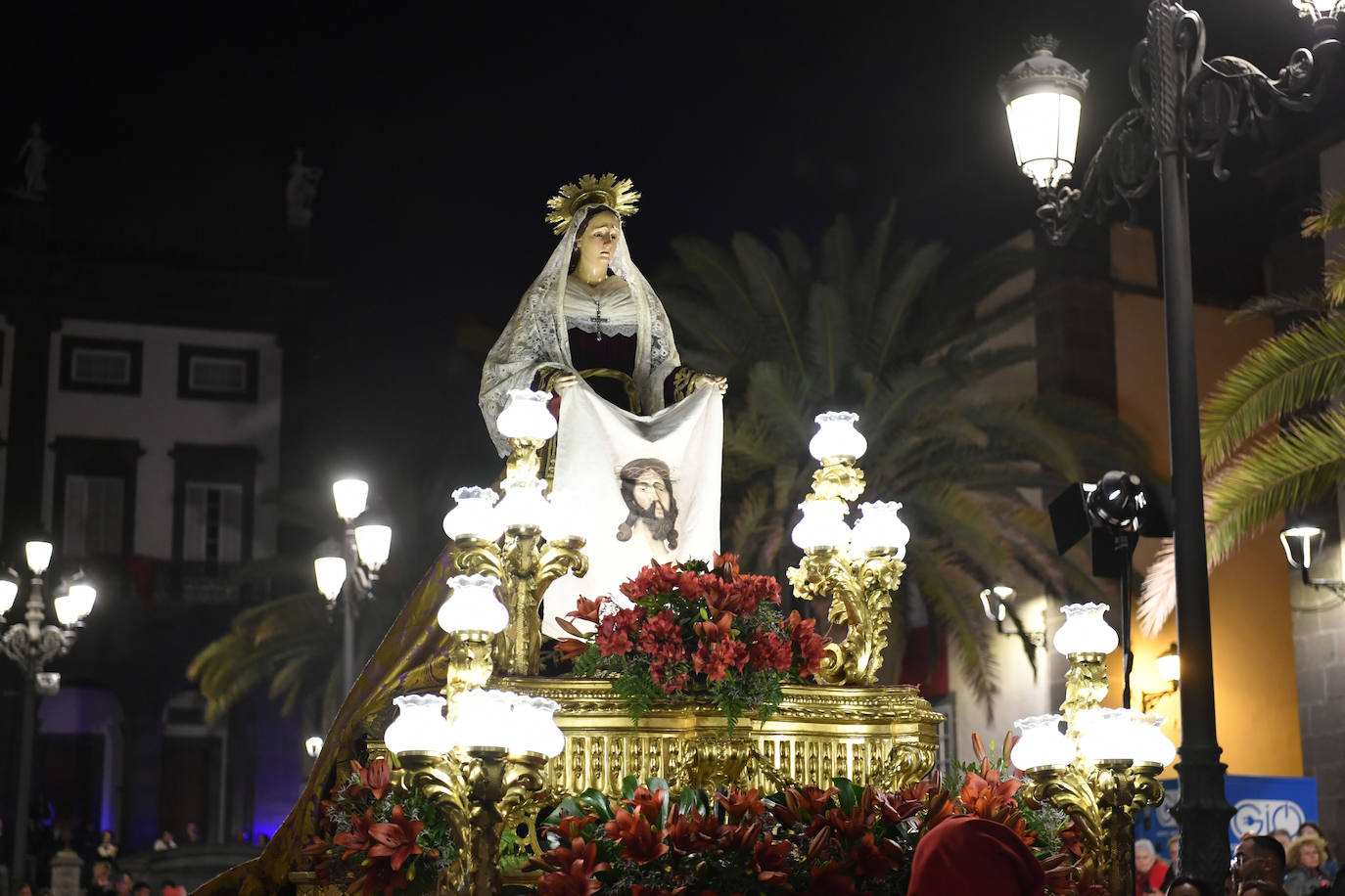 La procesión del Santo Encuentro, en imágenes
