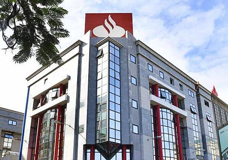 Oficinas del Banco Santander en Las Palmas de Gran Canaria.
