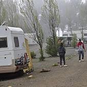 Las familias disfrutan de unas vacaciones diferentes acampando en la cumbre